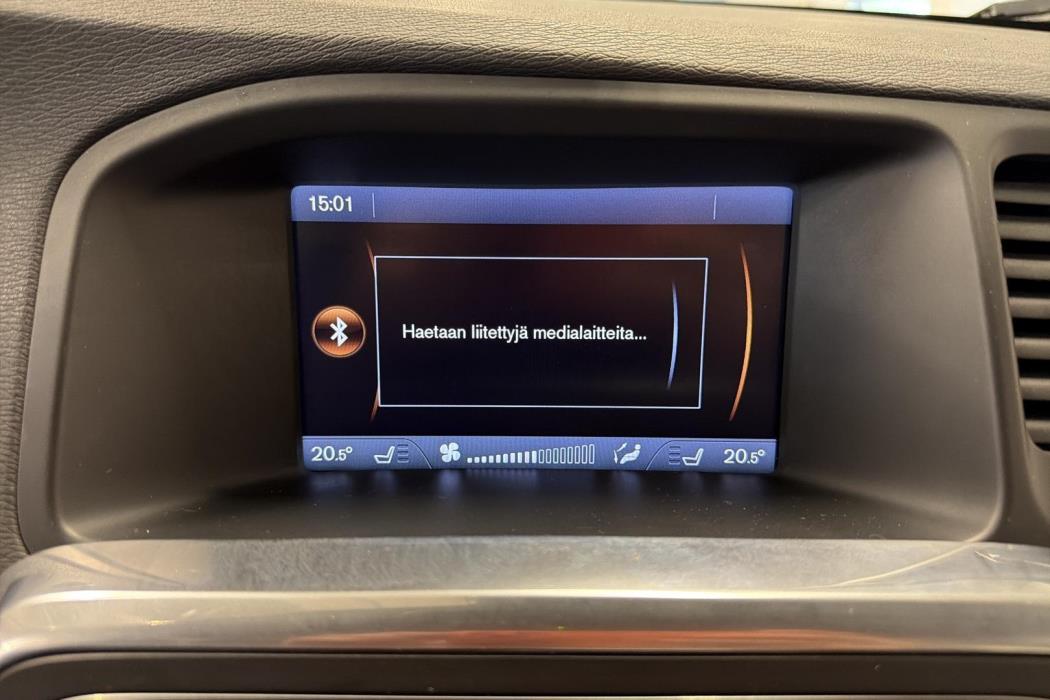 VOLVO S60 2012
