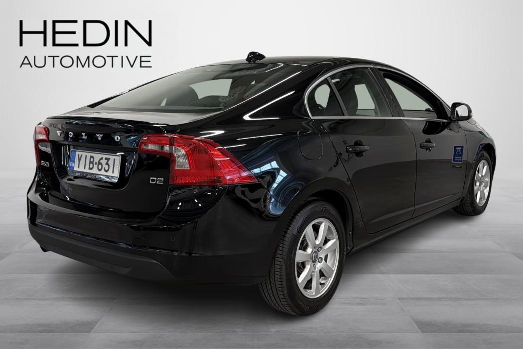 VOLVO S60 2012