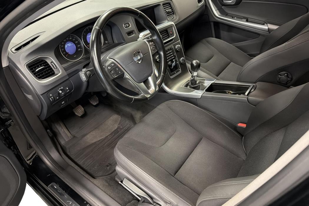 VOLVO S60 2012
