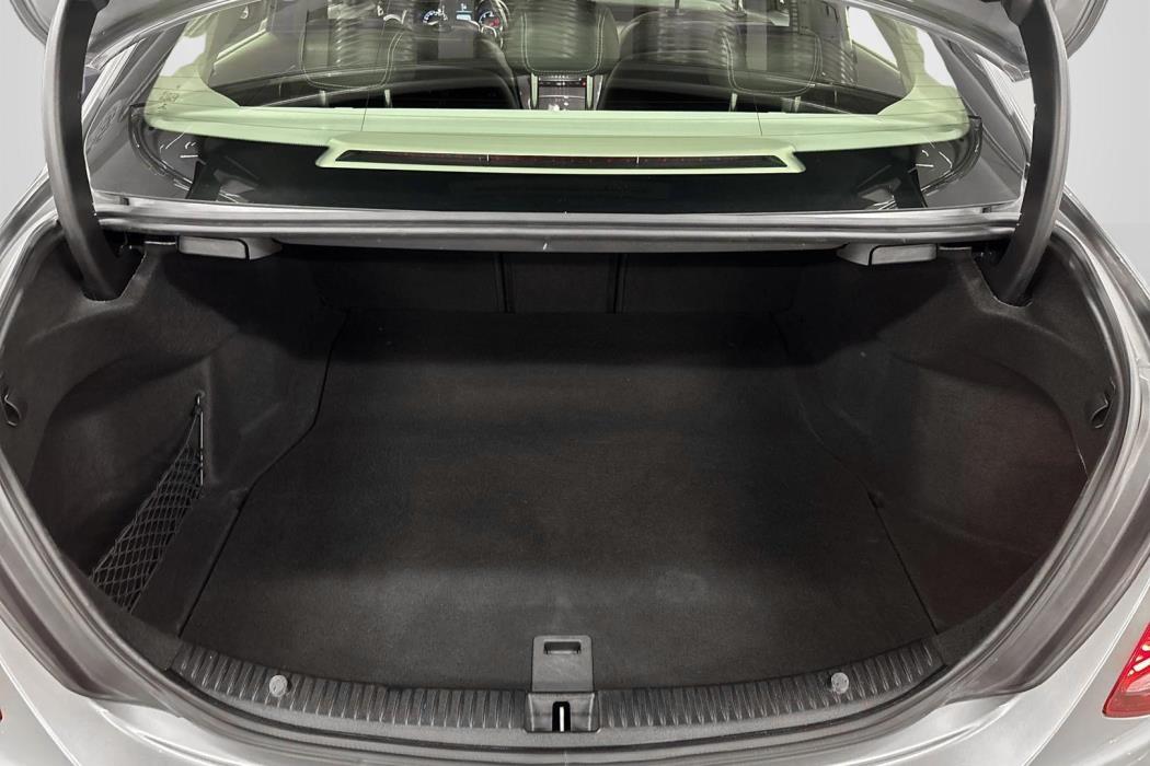 MERCEDES-BENZ C 2016