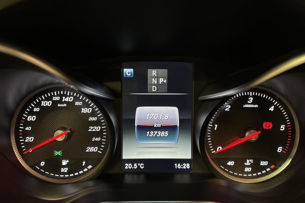 MERCEDES-BENZ C 2016