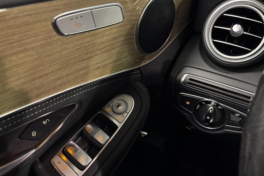 MERCEDES-BENZ C 2016