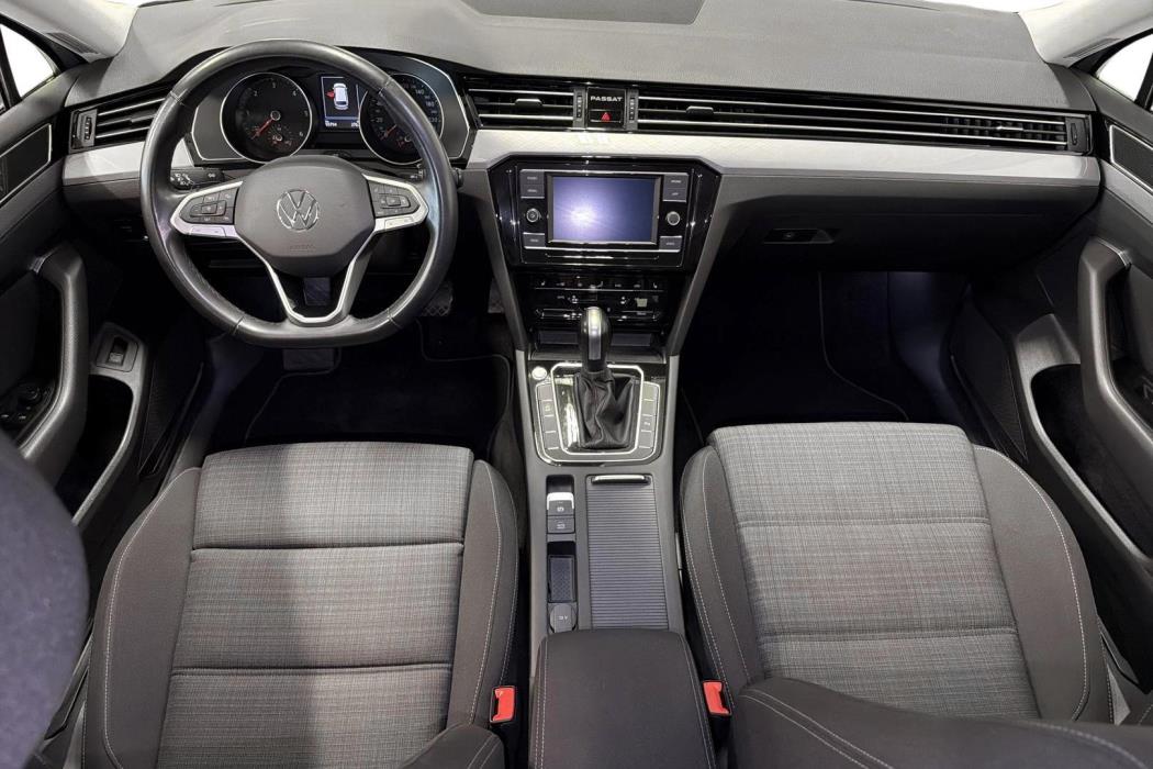 Volkswagen Passat 2022