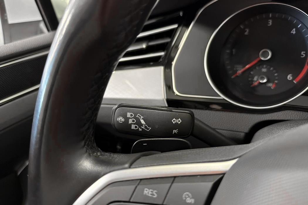Volkswagen Passat 2022