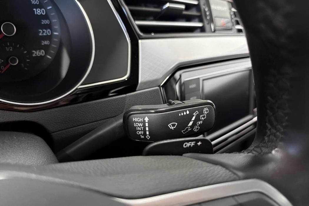 Volkswagen Passat 2022