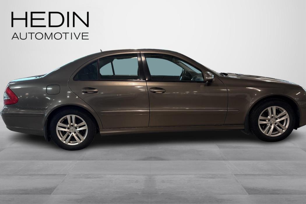 MERCEDES-BENZ E 2006