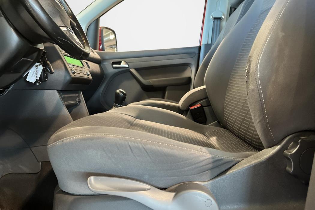 VOLKSWAGEN CADDY 2013