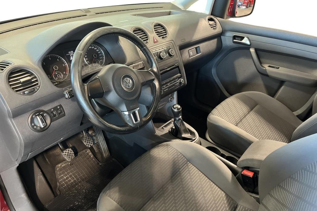 VOLKSWAGEN CADDY 2013