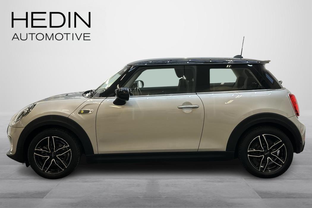 Mini Hatchback 2021