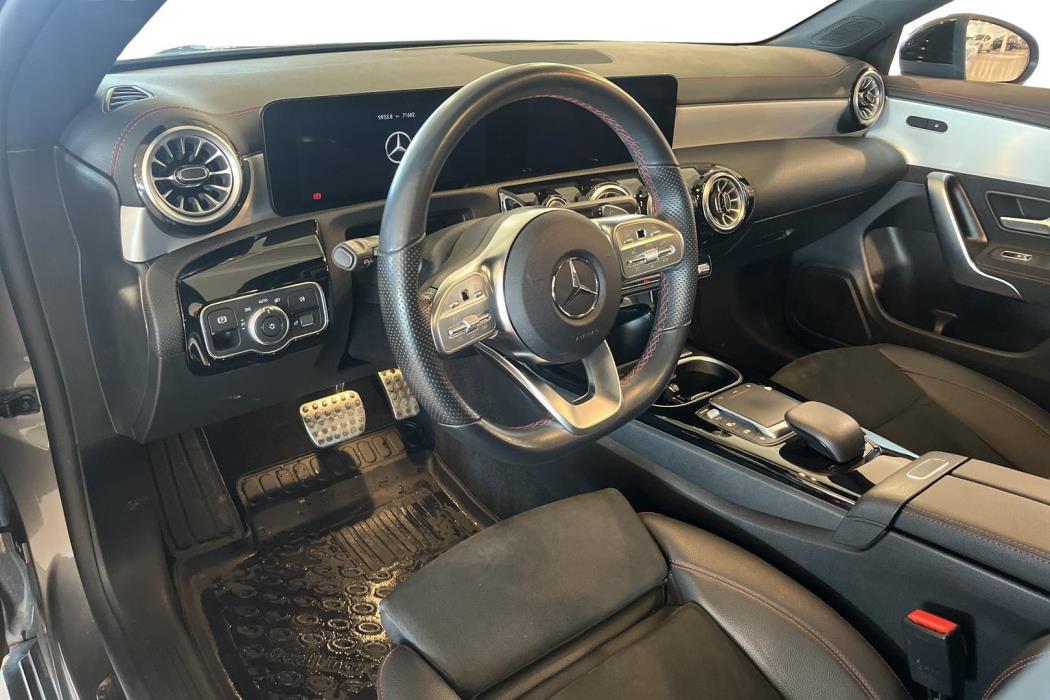 MERCEDES-BENZ CLA 2022