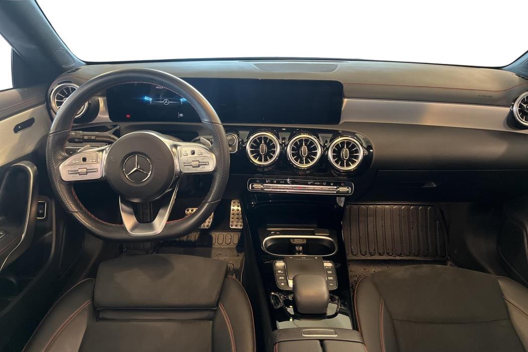 MERCEDES-BENZ CLA 2022