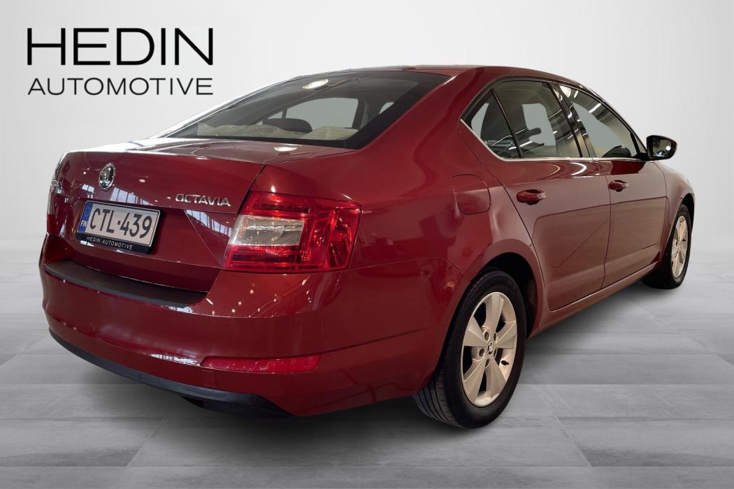 SKODA OCTAVIA 2015