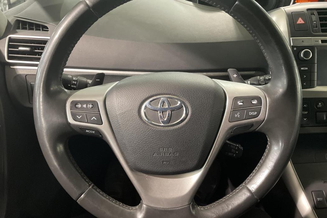 Toyota Verso 2015