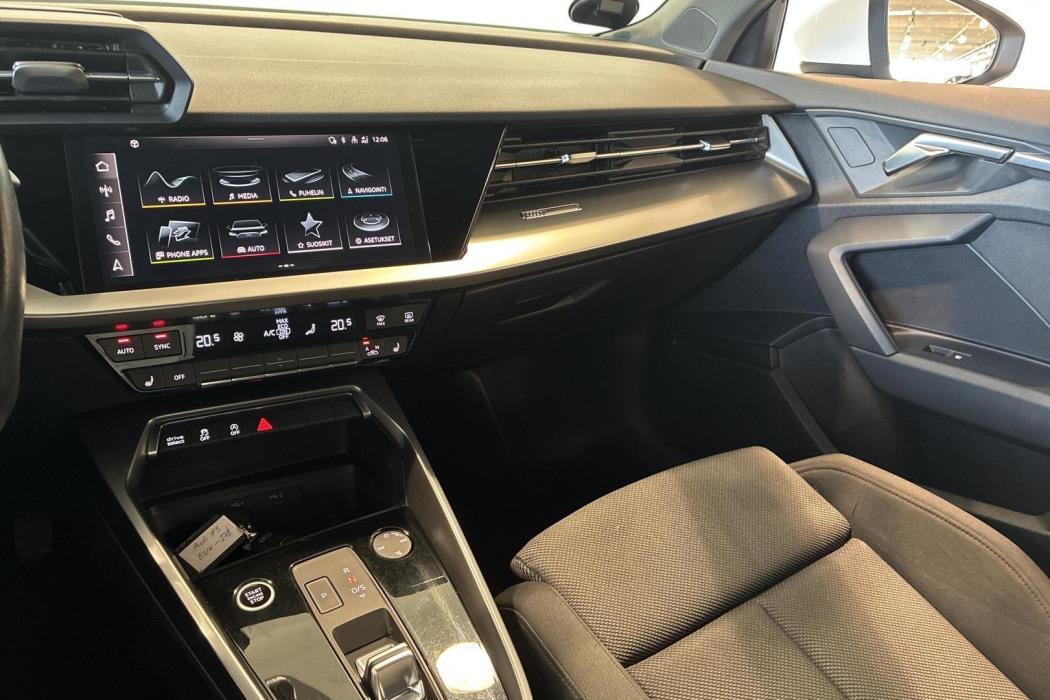 AUDI A3 2022