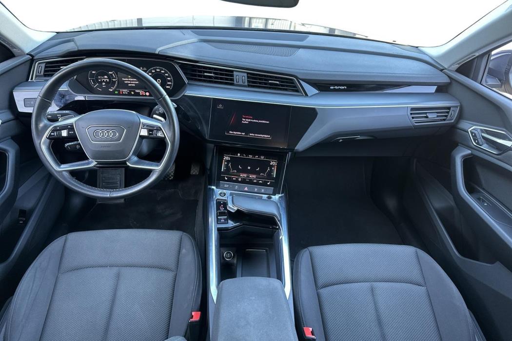 AUDI Q8 e-tron 2023
