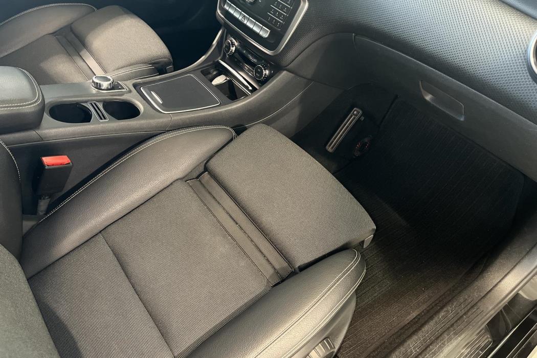 Mercedes-Benz A 2017