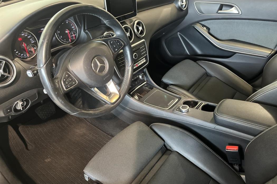 Mercedes-Benz A 2017