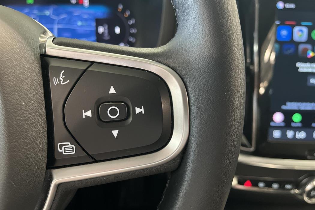 VOLVO V60 2022
