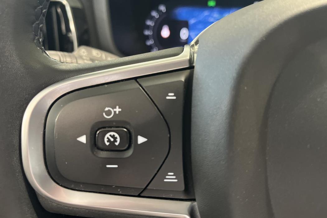 VOLVO V60 2022