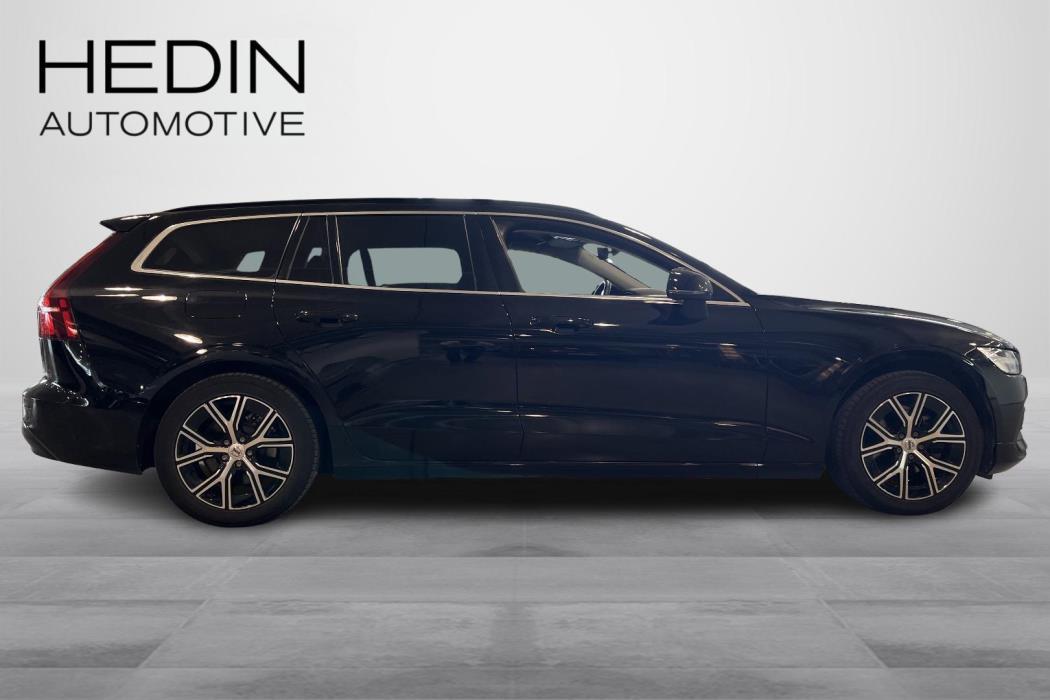 VOLVO V60 2022
