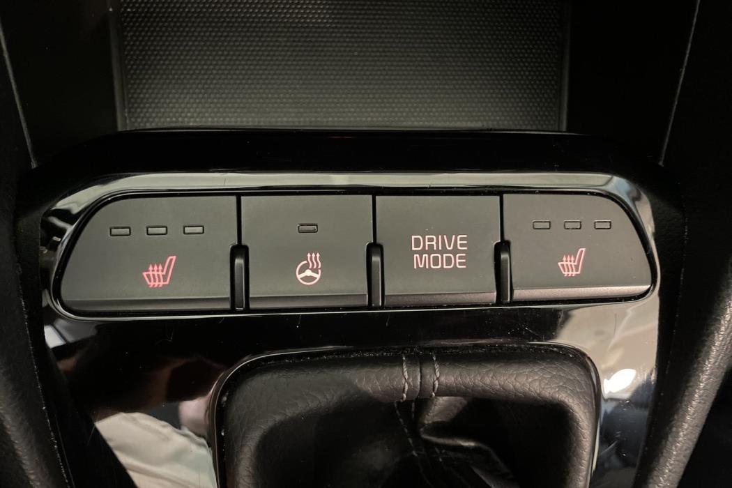KIA STONIC 2024