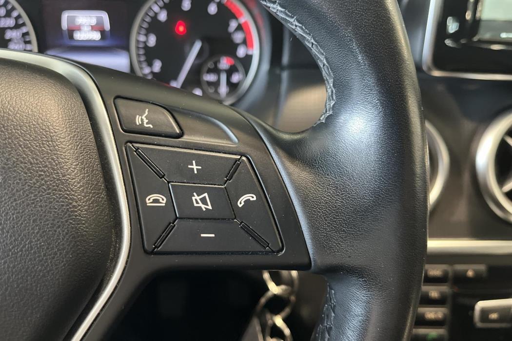 Mercedes-Benz A 2015