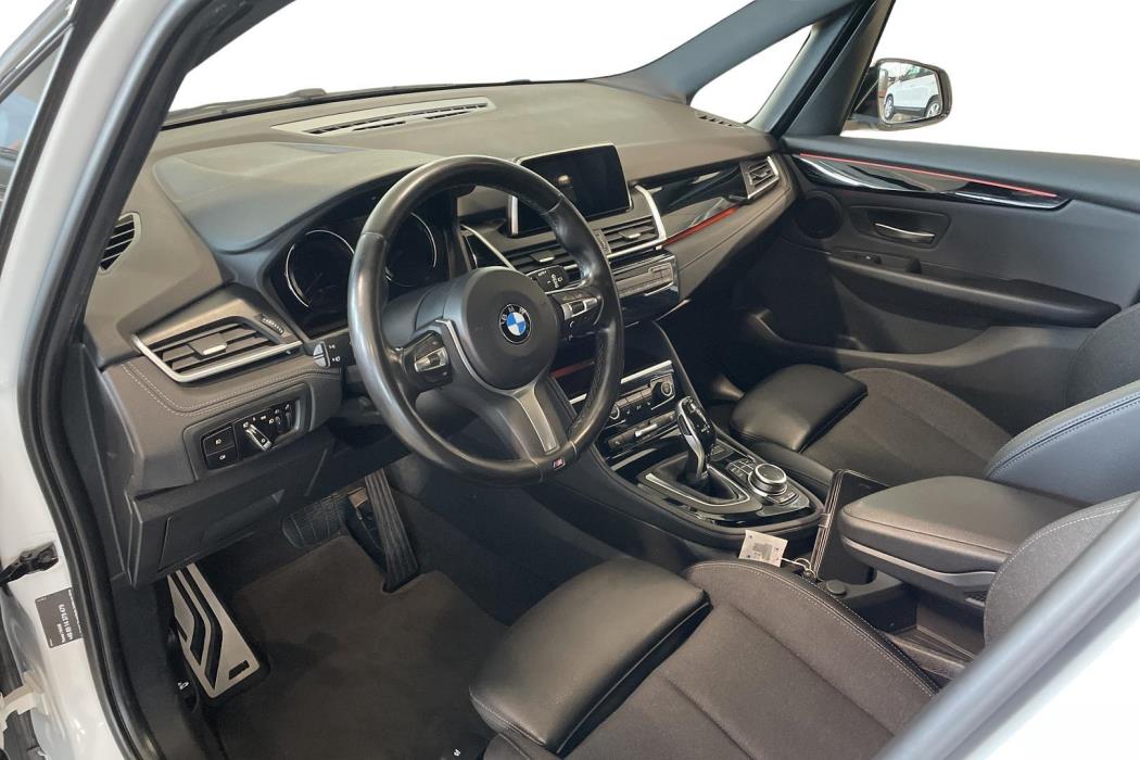 BMW 218 2022