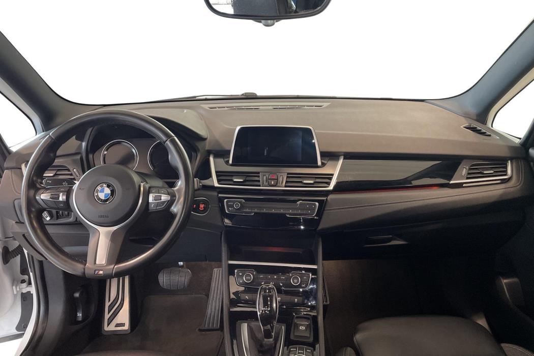 BMW 218 2022