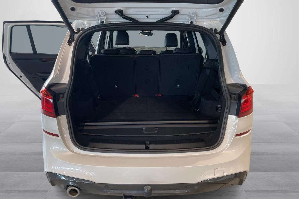 BMW 218 2022