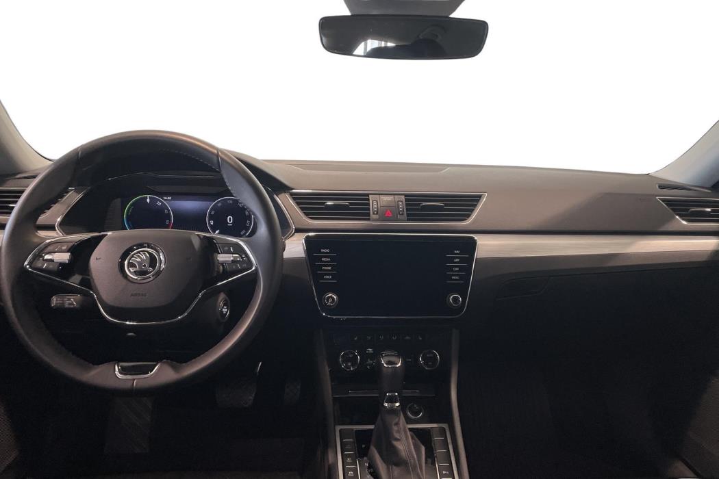 Skoda Superb 2023