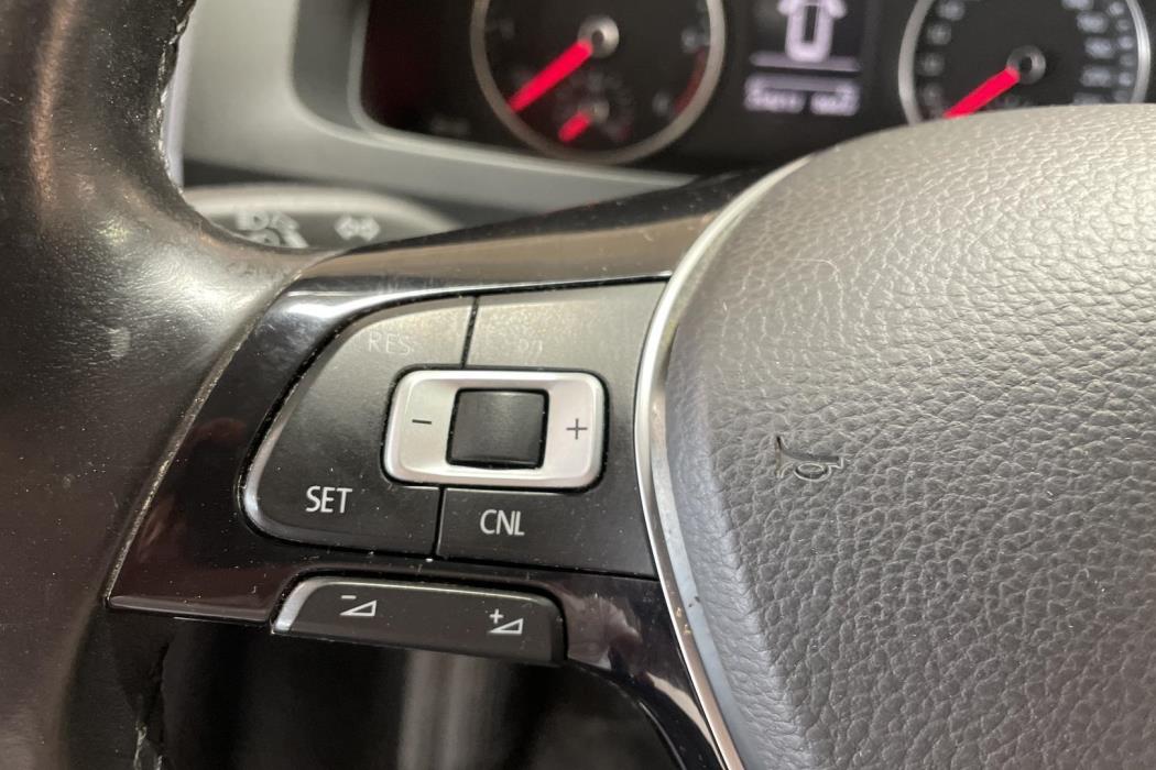 Volkswagen Caravelle 2016