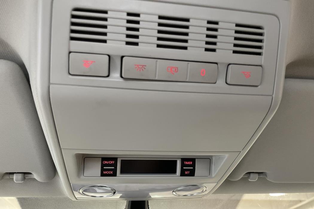 Volkswagen Caravelle 2016