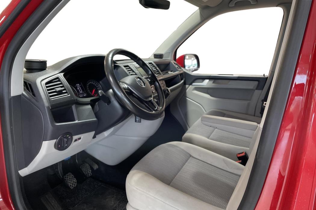Volkswagen Caravelle 2016