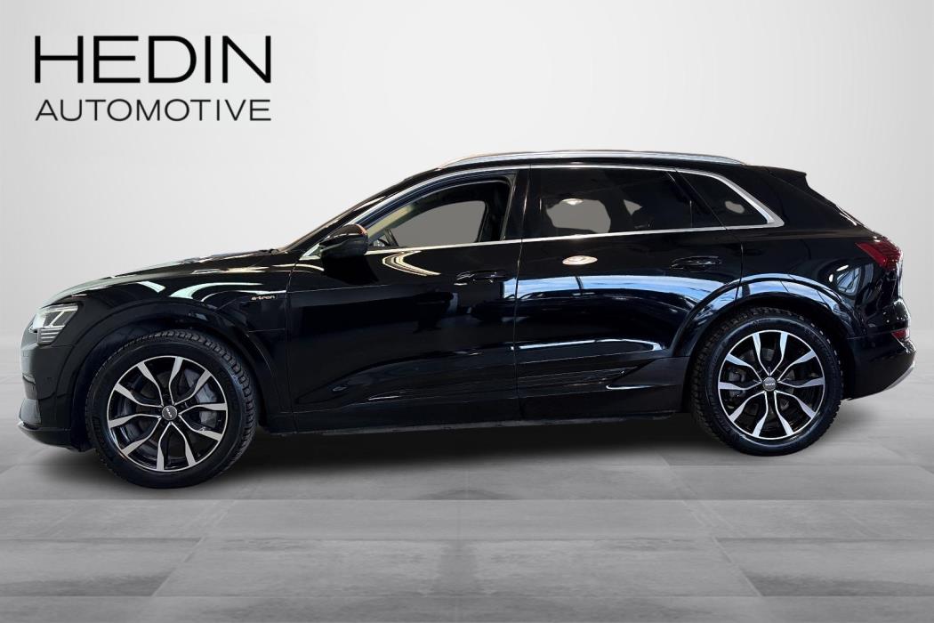 Audi e-tron 2023