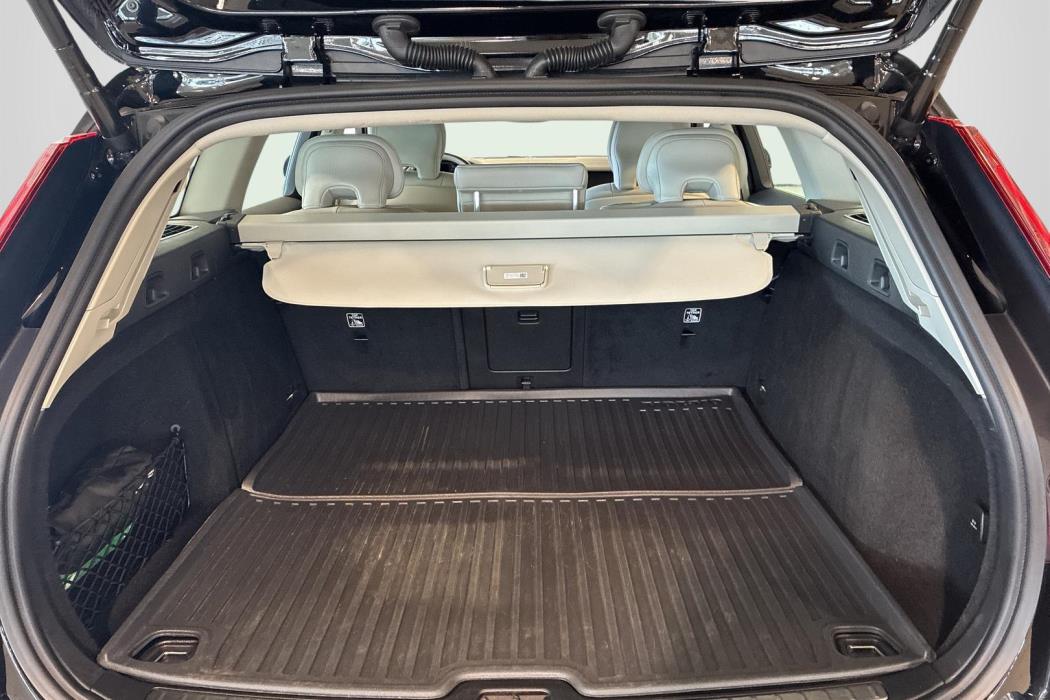 VOLVO V60 Cross Country 2023