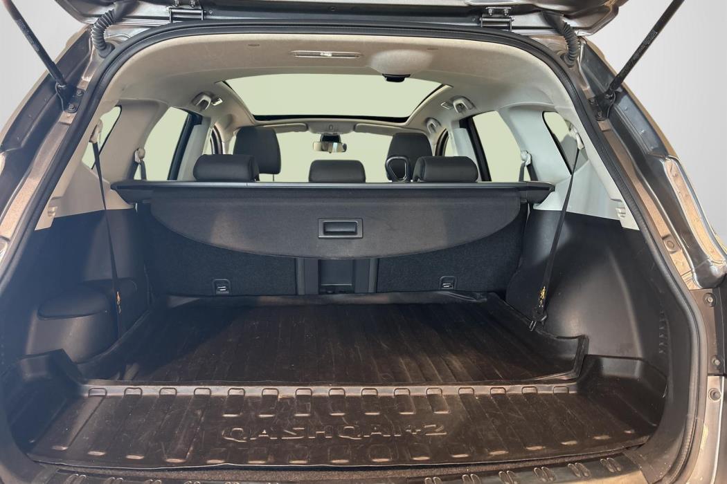Nissan Qashqai+2 2012
