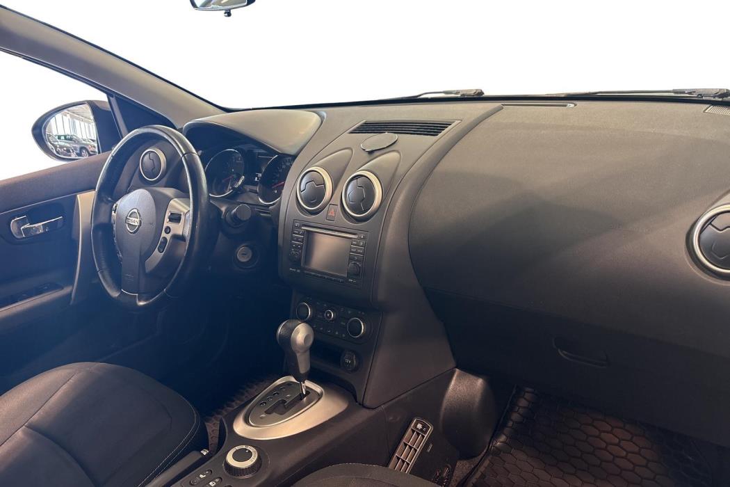 Nissan Qashqai+2 2012