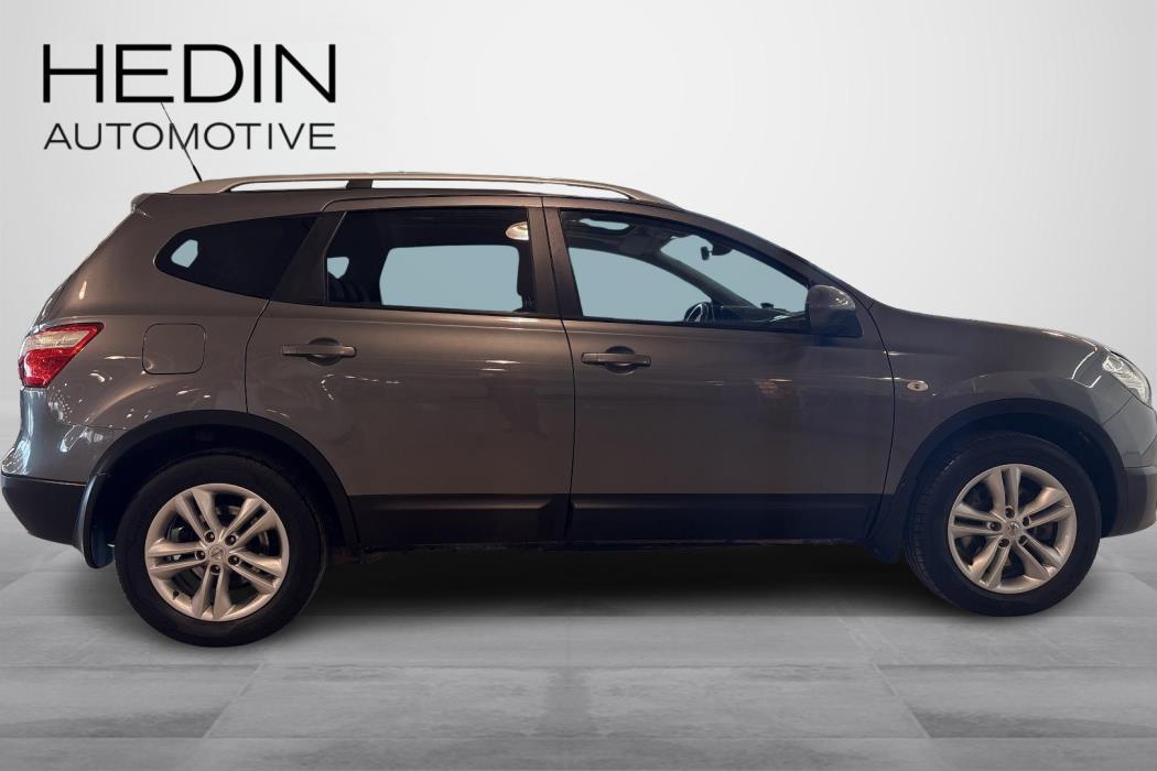 Nissan Qashqai+2 2012
