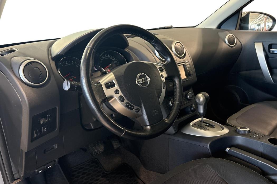 Nissan Qashqai+2 2012