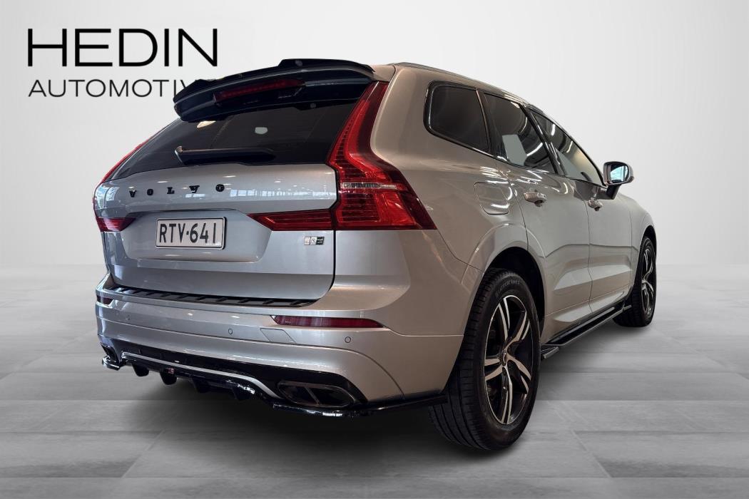 VOLVO XC60 2019