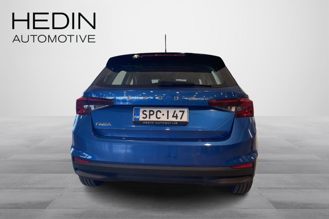 SKODA FABIA 2023
