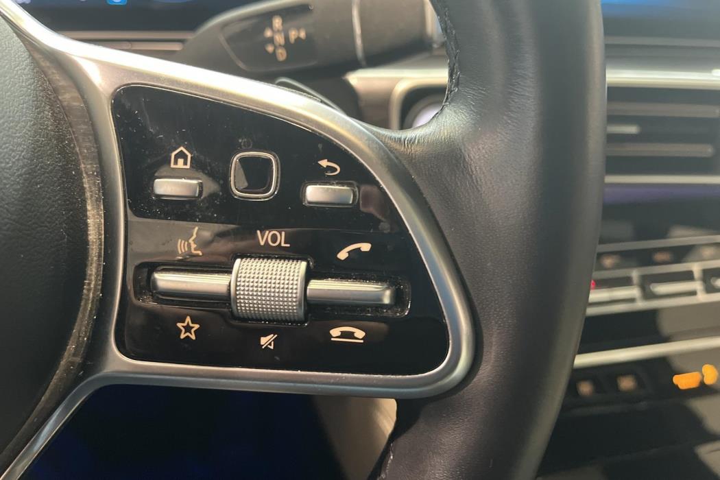 Mercedes-Benz EQC 2020