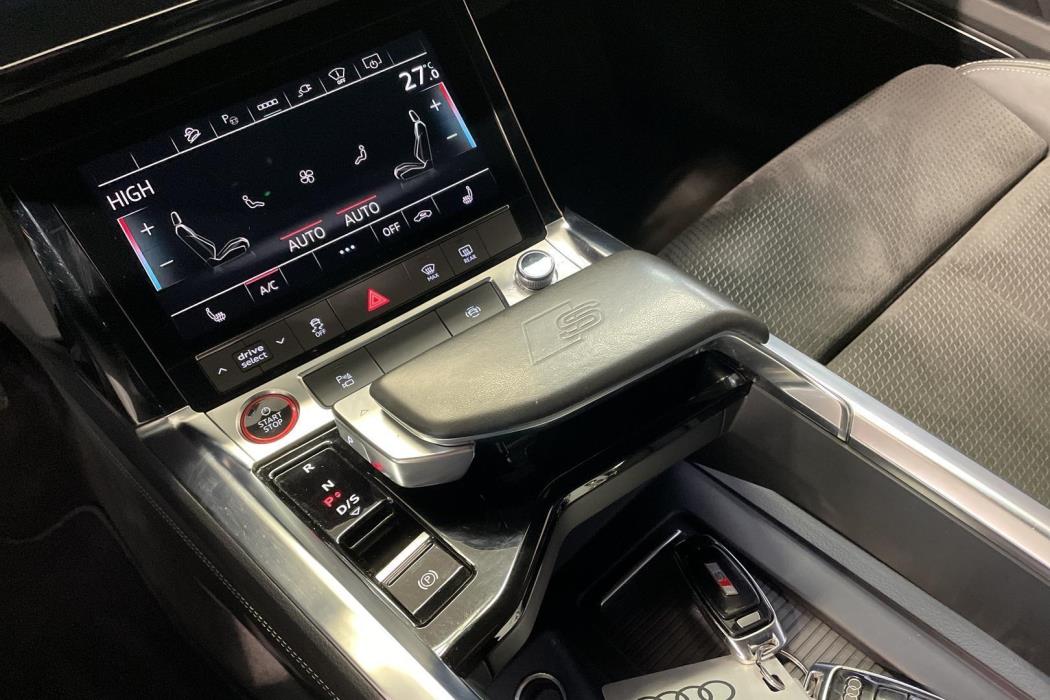 Audi e-tron 2021