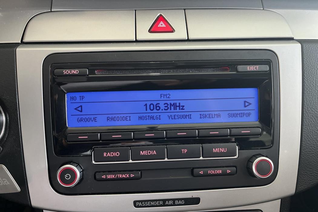 VOLKSWAGEN PASSAT 2008