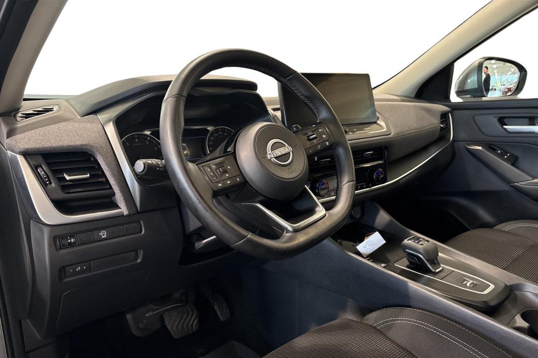 NISSAN Qashqai 2024