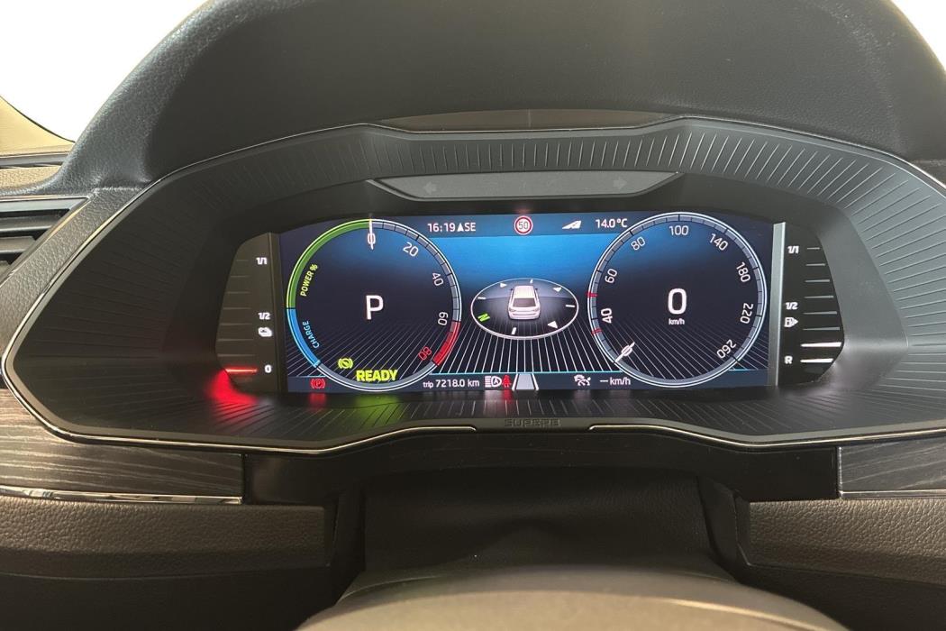 Skoda Superb 2022