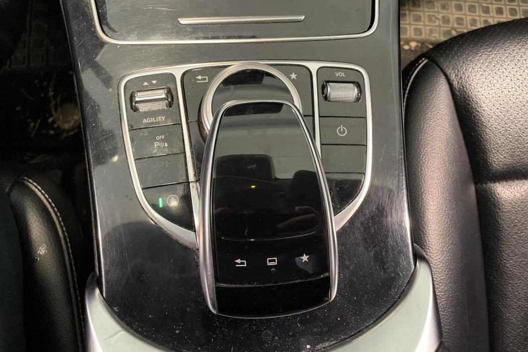 MERCEDES-BENZ C 2015