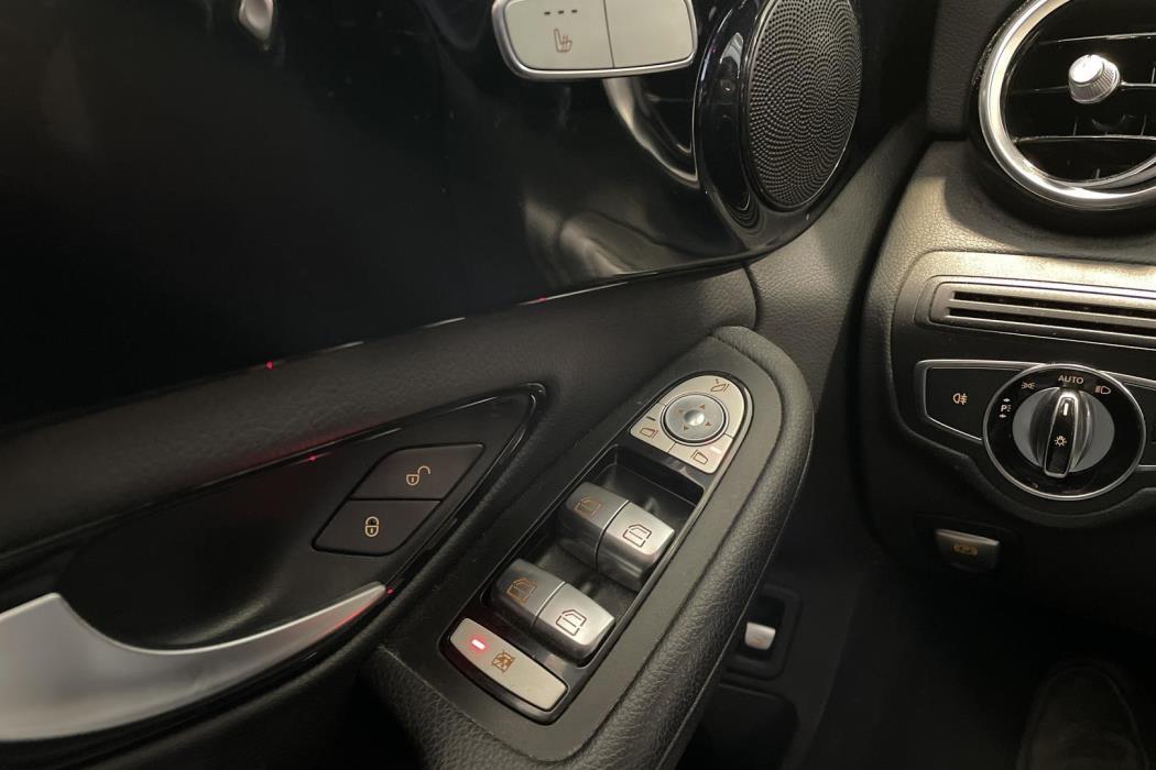 MERCEDES-BENZ C 2015