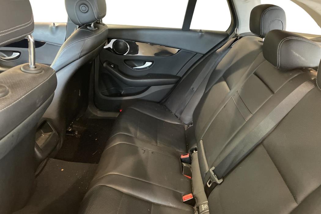 MERCEDES-BENZ C 2015