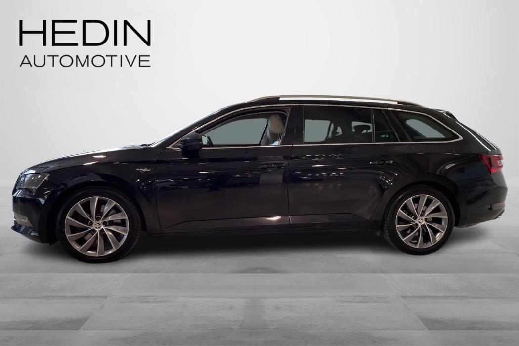 SKODA Superb 2016
